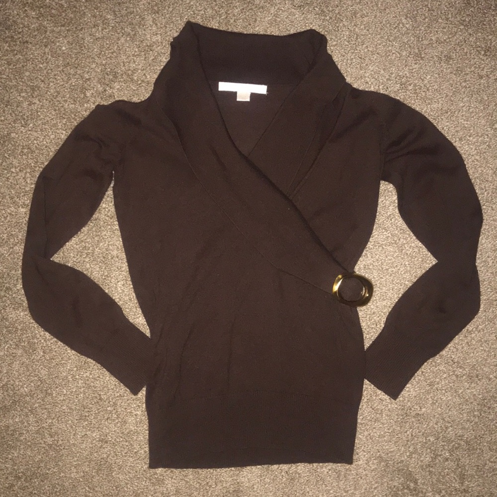 Brown sweater